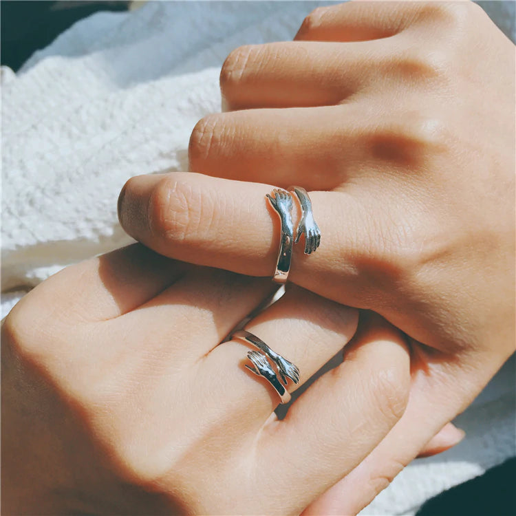 Hug Ring - S925 Sterling Silver